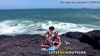 Outdoor Sex With Hot Babes: The Thrill Of Getting Caught
