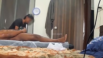 Massaging Out Worries With A Touch Of Ecstasy